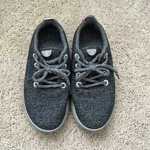 Worn ONCE! Women’s Allbirds wool runners size 7